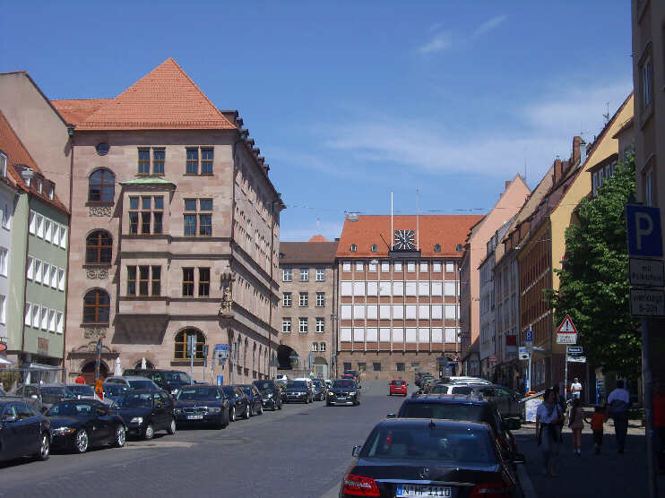 Obstmarkt, Blickrichtung Theresienstrae (Mai 2013)