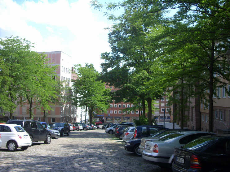 Egidienplatz, Blickrichtung Theresienstrae (Juni 2012)