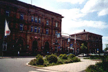 Bahnhofsgebude Hof Hbf (Mai 2003)